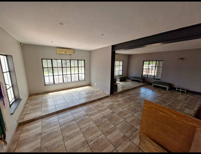 204M² RETAIL TO LET IN PARKRAND